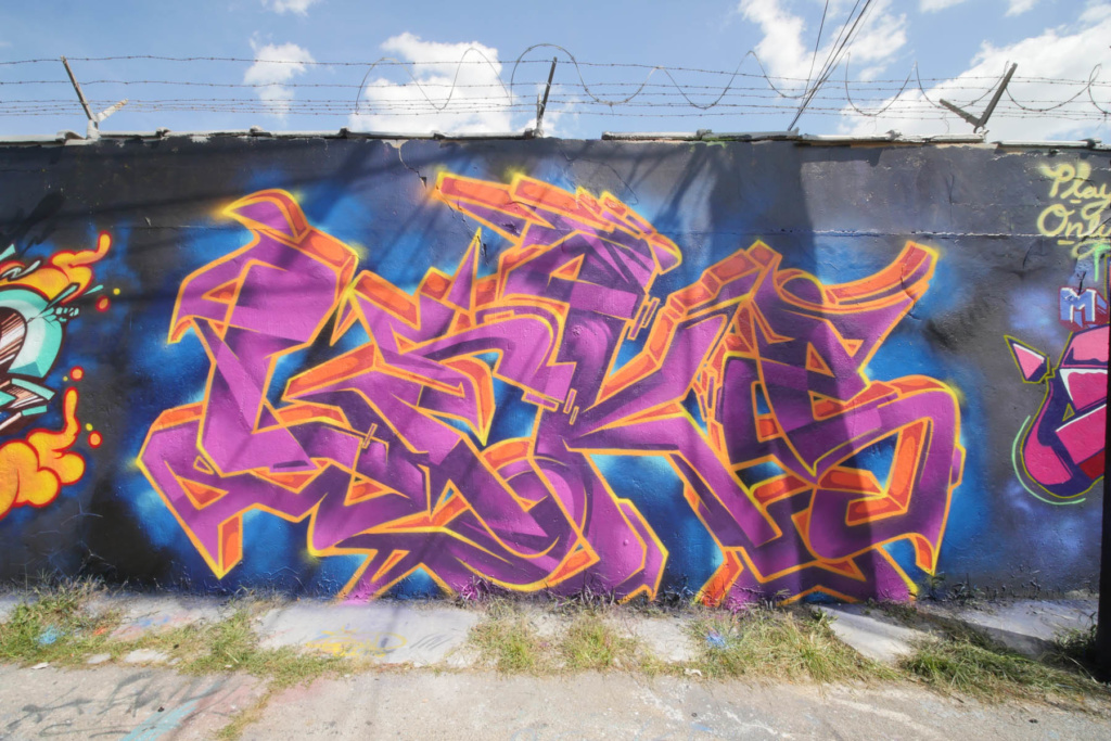 Ironlak-Chicago-Momentum-Art-Tech