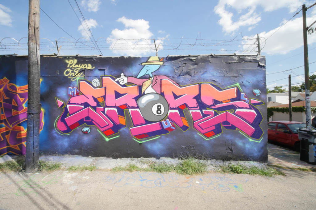 Ironlak-Chicago-Momentum-Art-Tech